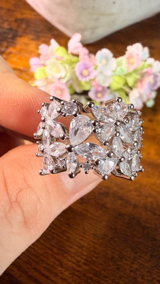 Anillo Plata 925 Circonitas en forma de Flores