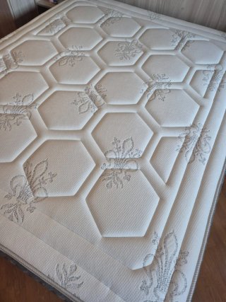 Materasso Matrimoniale Magniflex 160x190