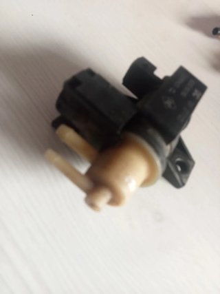 Electroválvula Turbo 8200790180 Renault Nissan
