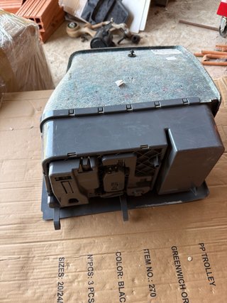 Tapa Maletero BMW E90 + Kit Herramientas 514770705