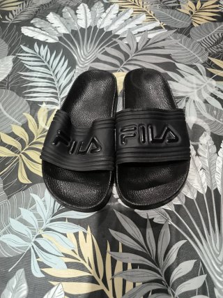 Sandalias Fila Negras