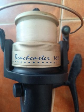 Carrete pesca Okuma Beachcaster 165