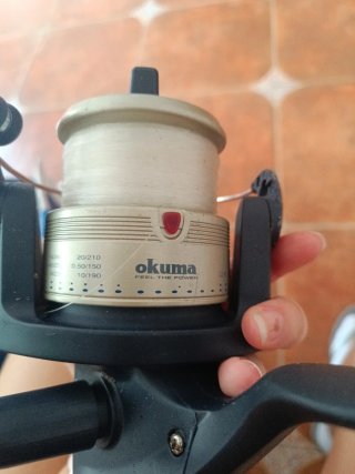 Carrete pesca Okuma Beachcaster 165