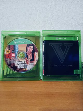 Grand Theft Auto V - Edizione Premium Xbox One