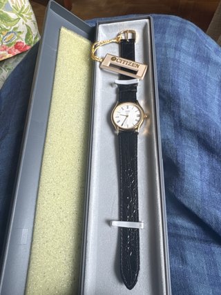 Reloj Citizen Mujer correa cuero negro