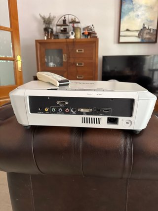 Proyector Optoma Full HD 1080p