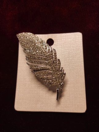 Broche Pluma Brillante Plata