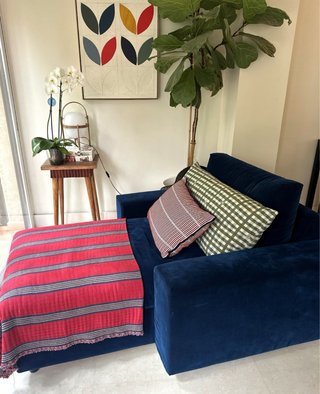 URGE: Chaiselongue IKEA VIMLE Terciopelo Azul
