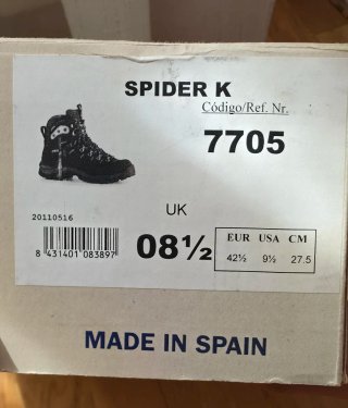 Bestard (como nuevas) goretex y vibran.