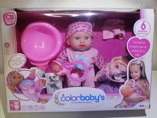 Muñeca bebé con accesorios