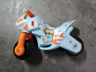 Moto de juguete para niños