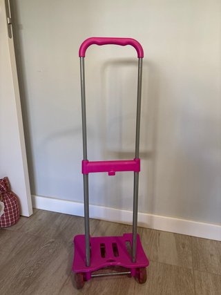 Carrito porta mochila rosa fucsia
