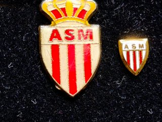 Lote de 13 pins equipos fútbol europeo