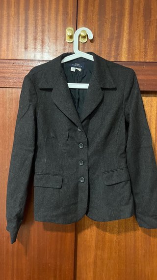 Chaqueta Zara gris botones