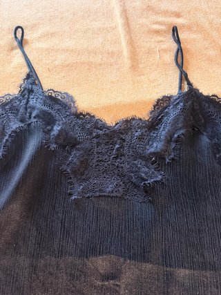 Top lencero Zara encaje negro