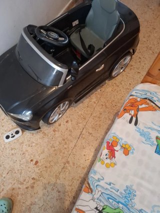 Coche eléctrico Audi para niños