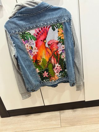 Cazadora Desigual denim con capucha Talla L