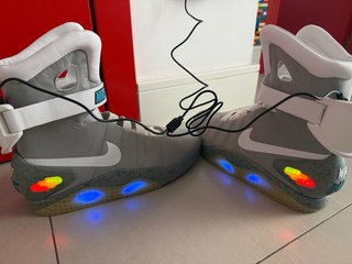 Nike Air Mag Regreso al Futuro II Talla 45.
