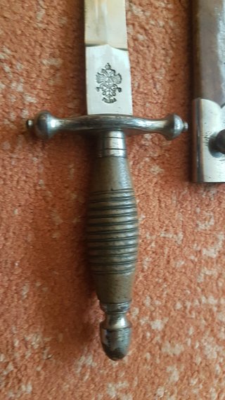Puñal decorativo antiguo