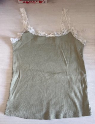 Camiseta tirantes encaje verde