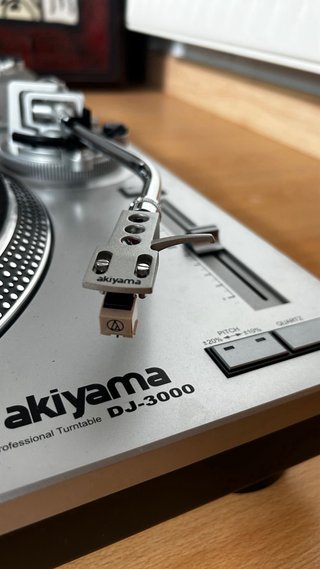 Pareja Tocadiscos Akiyama DJ-2000 y DJ-3000