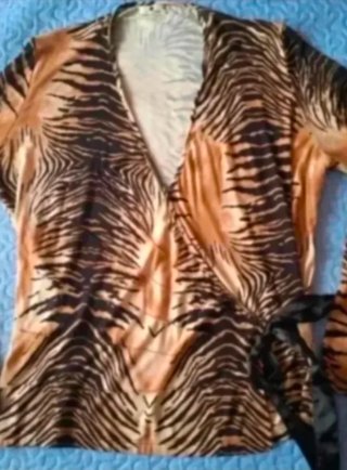 Blusa Punto Roma Talla M Animal Print