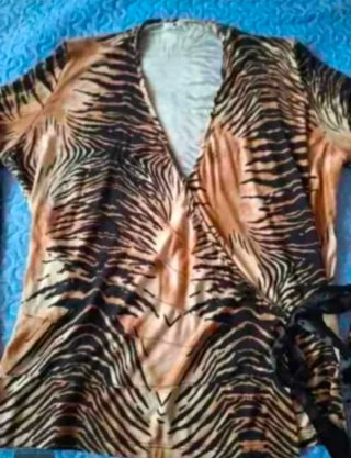 Blusa Punto Roma Talla M Animal Print