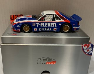 Scalextric Revoslot Ford Mustang GTO 1986 7-Eleven