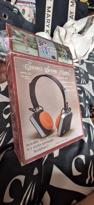 Auriculares Radio Vintage Sound Radio WR-8010