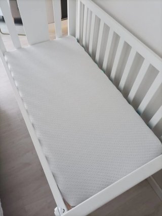 Cuna de madera 120x80. Nicole.  Madera PEFC 100%.
