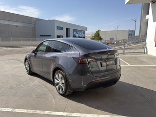 Tesla Model Y GRAN AUTONOMIA PILOTO MEJORADO!