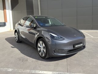Tesla Model Y GRAN AUTONOMIA PILOTO MEJORADO!