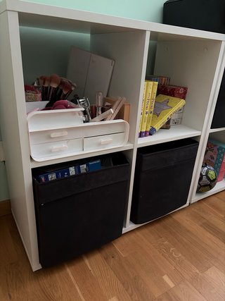 Mueble de almacenaje blanco