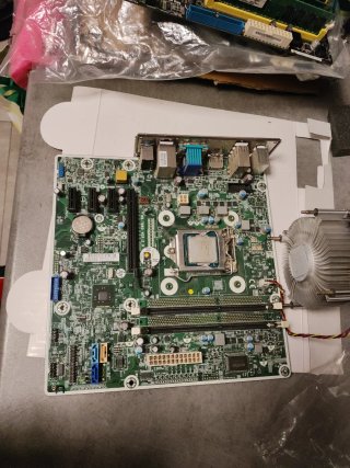 Placa HP LGA1150 + Intel i5-4590S + Disipador