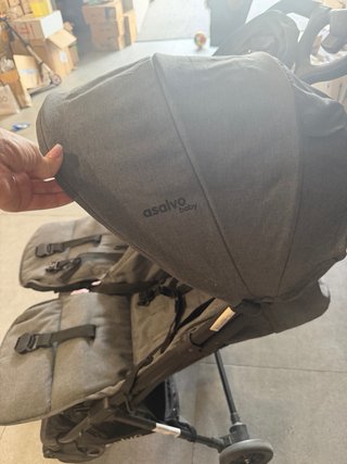 Silla de paseo doble gris, con muy poco uso