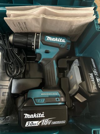 Taladro Percutor Makita DHP485RFJ