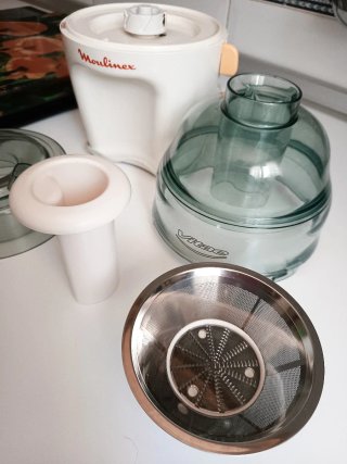 Licuadora Moulinex con accesorios