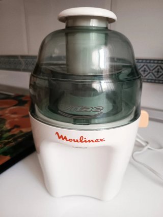 Licuadora Moulinex con accesorios