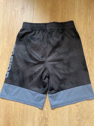 Bermuda deportiva Adidas Niño Talla M