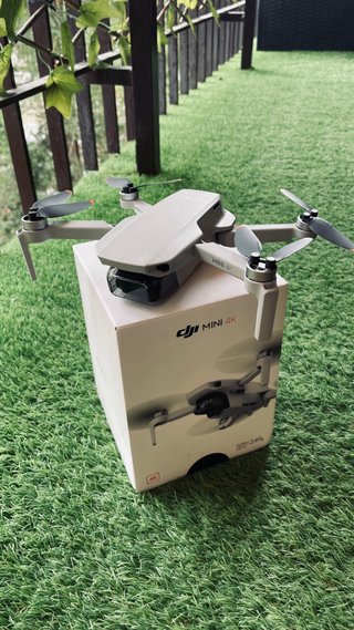 Dron DJI Mini 4K + 3 Baterías + Maletín