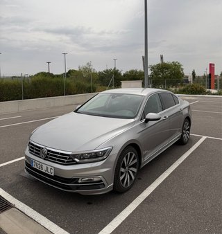 Volkswagen Passat R-Line
