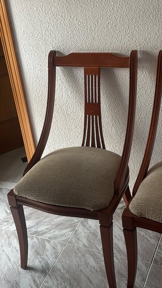 Juego de 4 sillas de comedor de madera maciza