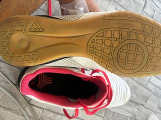 Zapatillas Fútbol Sala Blancas y Rojas