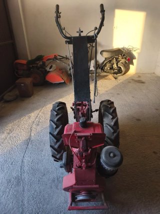 Maquinilla de motocultor