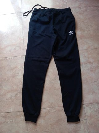 Pantalón Adidas Negro Felpa