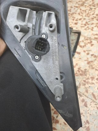 Espejo retrovisor Alfa Romeo 145 precio negociable