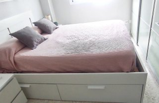 Estructura de cama Brimnes. Incluye Somier