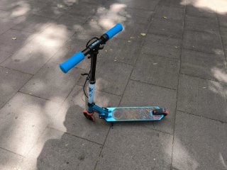 Patinete Oxelo MID 5 Azul