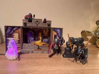 Castillo Playmobil con figuras
