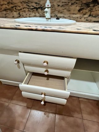 Mueble de baño mármol y madera